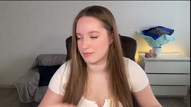 Snapshot of EvaMaddison chatting on 04/29/26, 05:55 EvaMaddison online show from 04/29/26, 05:55