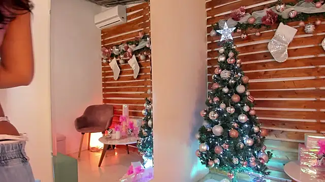  MeganRain online show from 12/14/25, 08:20