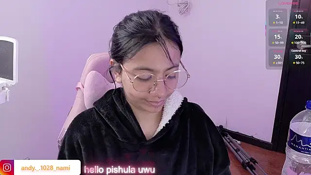 Snapshot of Nami_usagi chatting on 06/20/26, 01:14 Nami usagi online show from 06/20/26, 01:14