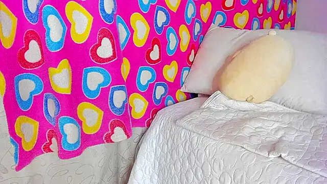 caroline tovar online show from 01/26/25, 04:20