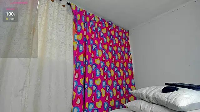 caroline tovar online show from 03/13/25, 09:26