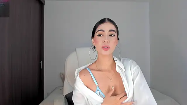 RebeccaBaxter online show from 02/28/25, 06:09