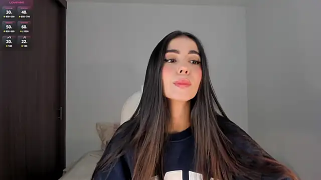 RebeccaBaxter online show from 03/11/25, 12:44