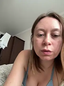 Snapshot of BrookeEvans chatting on 03/05/25, 10:11 BrookeEvans online show from 03/05/25, 10:11