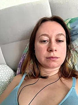Snapshot of BrookeEvans chatting on 09/26/25, 05:33 BrookeEvans online show from 09/26/25, 05:33