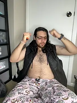 Snapshot of lucasgalacticman chatting on 02/16/25, 04:42 lucasgalacticman online show from 02/16/25, 04:42