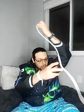 Snapshot of lucasgalacticman chatting on 02/23/25, 11:22 lucasgalacticman online show from 02/23/25, 11:22