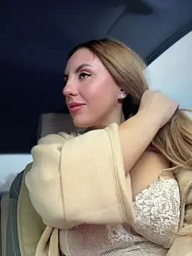 Kalli Fornia online show from 11/08/25, 08:25