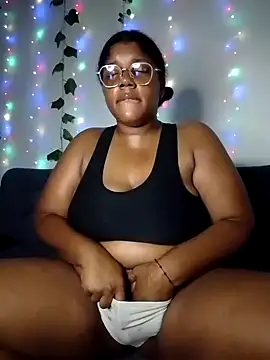 Lilyth  Brown online show from 02/19/25, 03:17