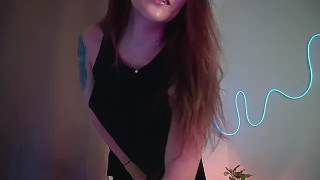 HannaMoom online show from 12/18/24, 01:26