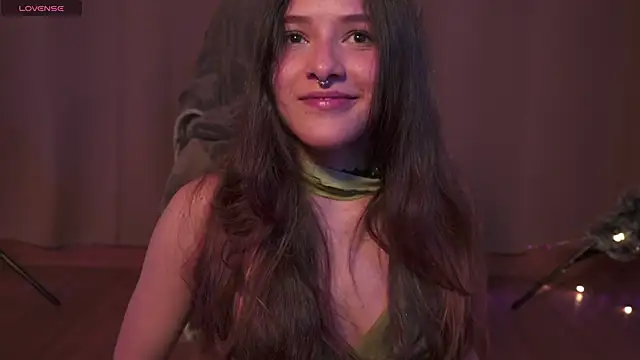 HannaMoom online show from 12/15/25, 09:41