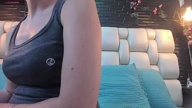 Salo Heaven online show from 04/21/26, 01:50