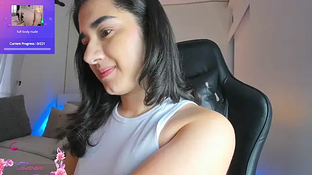 annadu011 online show from 02/13/25, 07:10