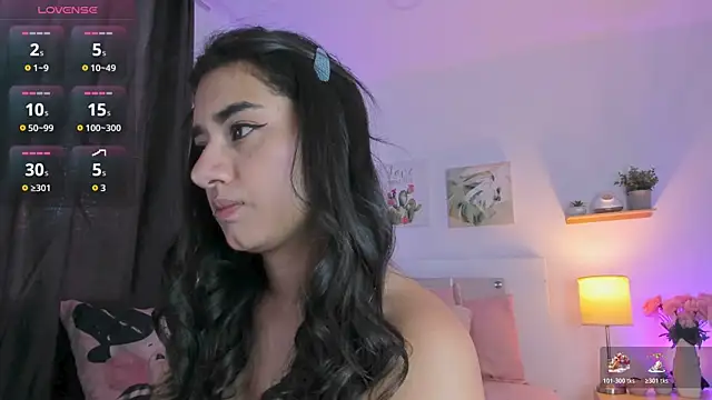 annadu011 online show from 11/25/25, 02:06