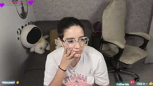 blue  moon  online show from 03/19/25, 05:08