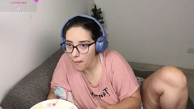 blue  moon  online show from 12/23/25, 02:20