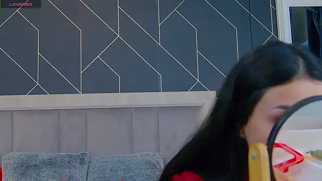 EmyLaveau online show from 02/18/26, 06:20