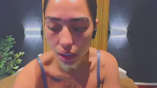 Snapshot of samantha_bss chatting on 01/27/25, 02:57 samantha bss online show from 01/27/25, 02:57
