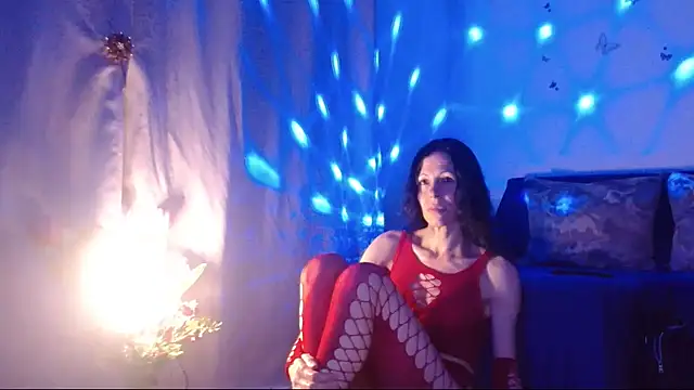 ElysaSun online show from 11/26/25, 07:26