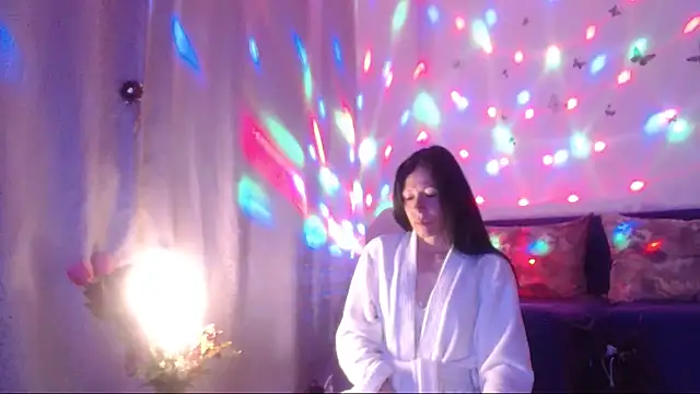 ElysaSun online show from 04/18/26, 07:58