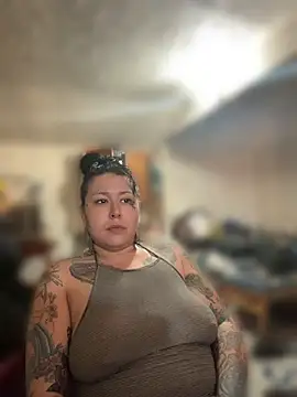 evacheers online show from 04/30/26, 03:51