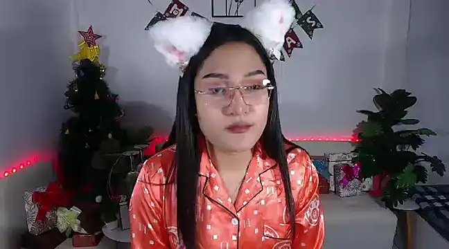 Snapshot of plysaithailand chatting on 01/09/25, 02:01 plysaithailand online show from 01/09/25, 02:01