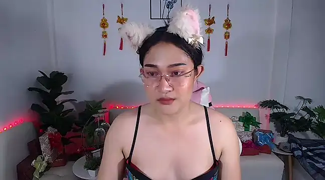 Snapshot of plysaithailand chatting on 03/05/25, 06:54 plysaithailand online show from 03/05/25, 06:54