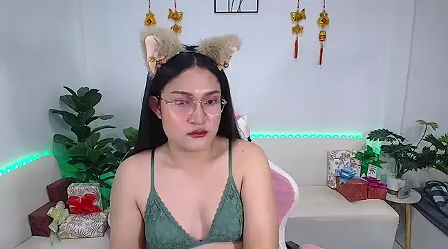 Snapshot of plysaithailand chatting on 03/19/25, 03:19 plysaithailand online show from 03/19/25, 03:19