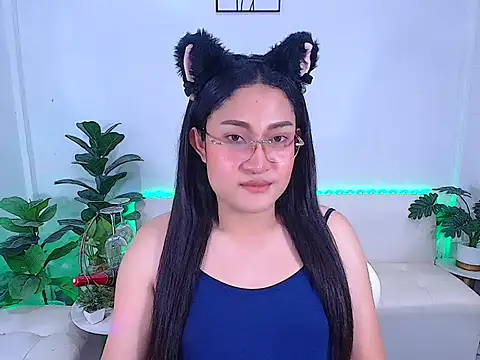 Snapshot of plysaithailand chatting on 09/24/25, 12:19 plysaithailand online show from 09/24/25, 12:19