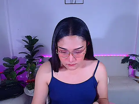 Snapshot of plysaithailand chatting on 10/07/25, 09:28 plysaithailand online show from 10/07/25, 09:28