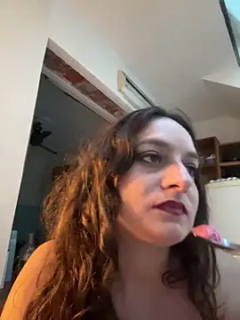 Snapshot of indierotic chatting on 01/01/25, 08:56 indierotic online show from 01/01/25, 08:56