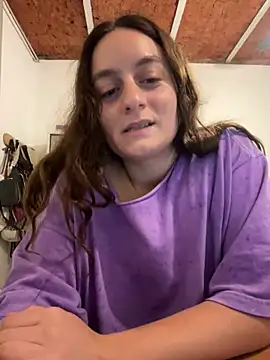 Snapshot of indierotic chatting on 03/12/25, 02:20 indierotic online show from 03/12/25, 02:20