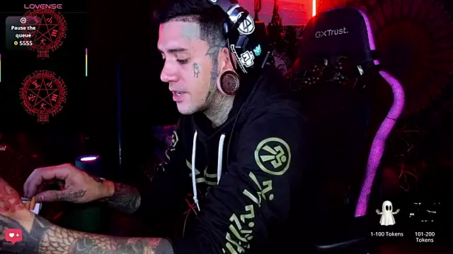 josh  ackerman online show from 10/02/25, 01:45