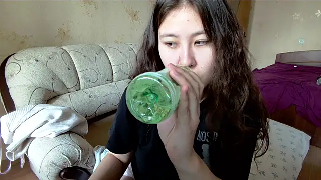 Riz girl online show from 03/23/26, 09:35