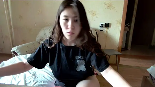 Riz girl online show from 04/01/26, 05:19