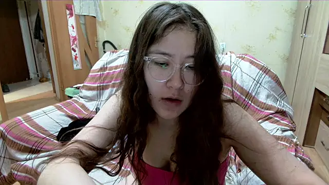 Riz girl online show from 04/19/26, 06:10