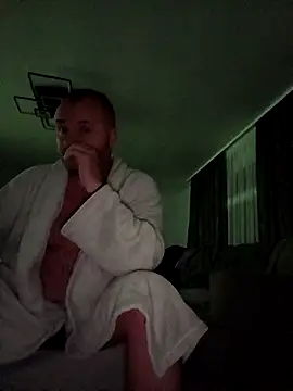 Snapshot of Adry1986 chatting on 10/30/25, 05:24 Adry1986 online show from 10/30/25, 05:24