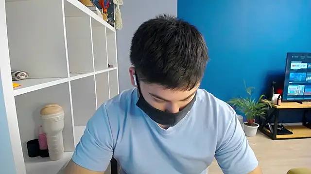 Snapshot of Tomguys chatting on 02/27/25, 07:04 Tomguys online show from 02/27/25, 07:04