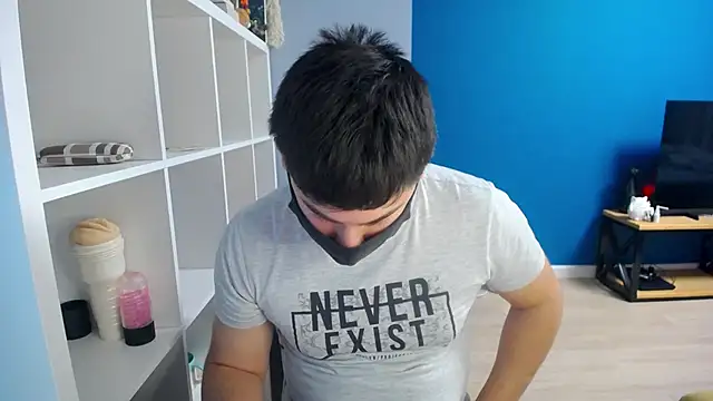 Snapshot of Tomguys chatting on 03/07/25, 03:49 Tomguys online show from 03/07/25, 03:49