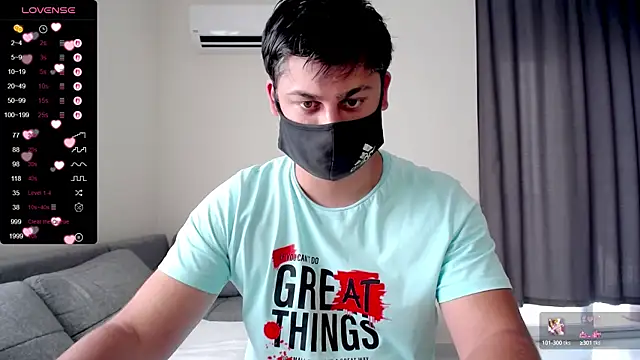 Snapshot of Tomguys chatting on 09/13/25, 09:42 Tomguys online show from 09/13/25, 09:42