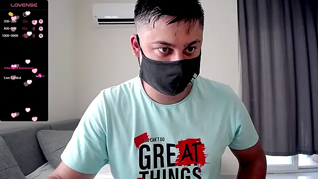 Snapshot of Tomguys chatting on 09/14/25, 09:08 Tomguys online show from 09/14/25, 09:08