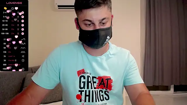 Snapshot of Tomguys chatting on 09/16/25, 06:20 Tomguys online show from 09/16/25, 06:20