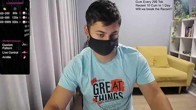 Snapshot of Tomguys chatting on 10/24/25, 07:49 Tomguys online show from 10/24/25, 07:49