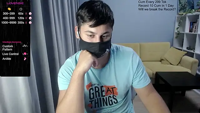 Snapshot of Tomguys chatting on 10/26/25, 08:15 Tomguys online show from 10/26/25, 08:15