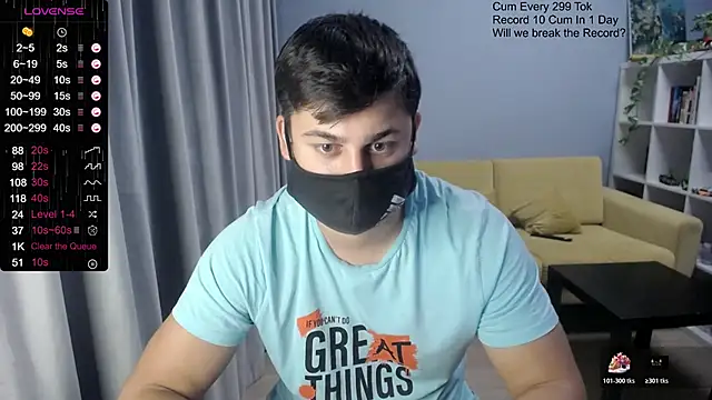 Snapshot of Tomguys chatting on 10/30/25, 07:47 Tomguys online show from 10/30/25, 07:47