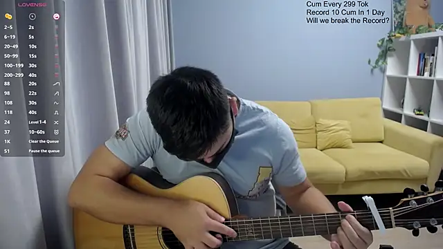 Snapshot of Tomguys chatting on 11/16/25, 08:42 Tomguys online show from 11/16/25, 08:42