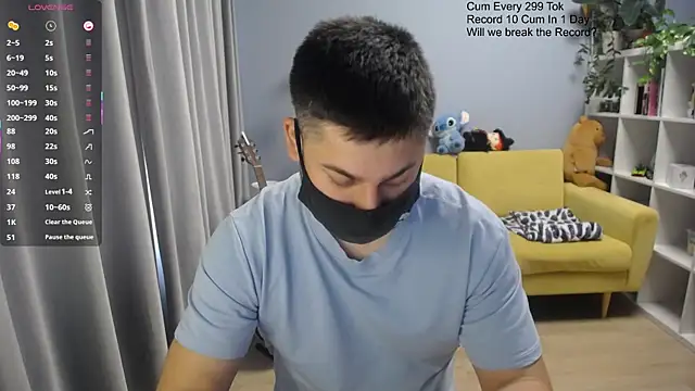 Tomguys online show from 04/04/26, 08:34