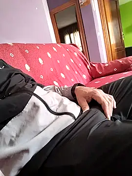 juandi21cm online show from 02/22/25, 11:13