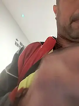 juandi21cm online show from 12/15/25, 10:30