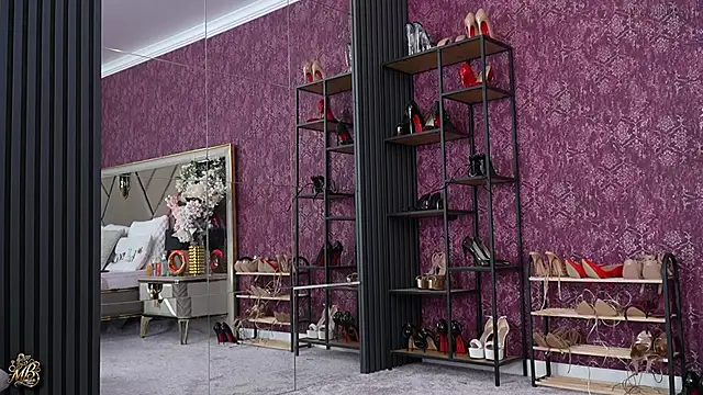 MishaBrizo online show from 11/12/25, 07:42